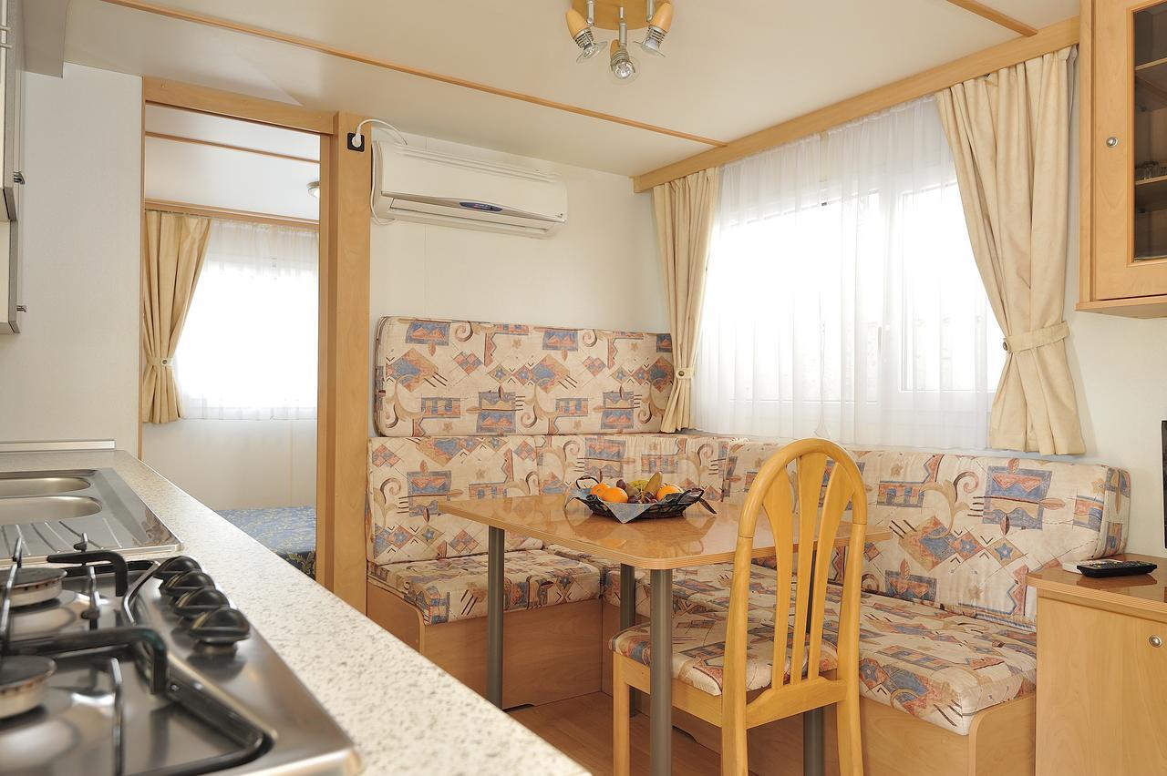 Camping Telis Hotell Àrbatax Exteriör bild