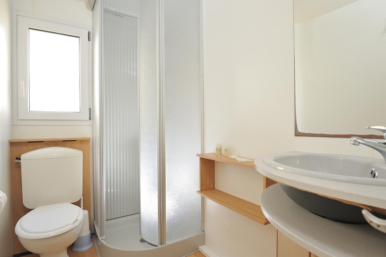 Camping Telis Hotell Àrbatax Exteriör bild
